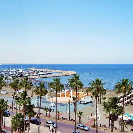 Easybookcy 205 Apartman *