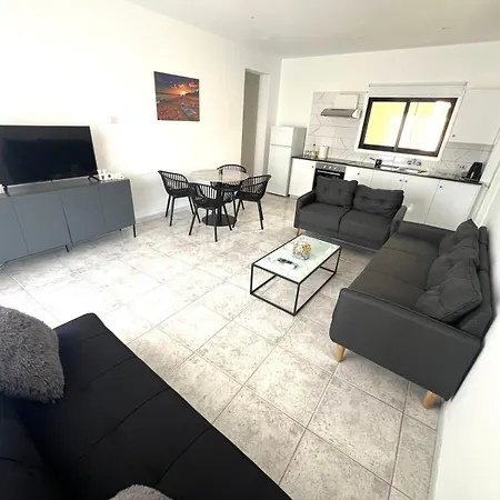 Easybookcy 205 Apartamento